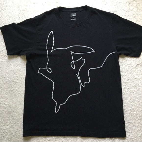 Uniglo x UTGP Nintendo Pikachu Pokémon Tee Grailed HTF - Picture 8 of 9